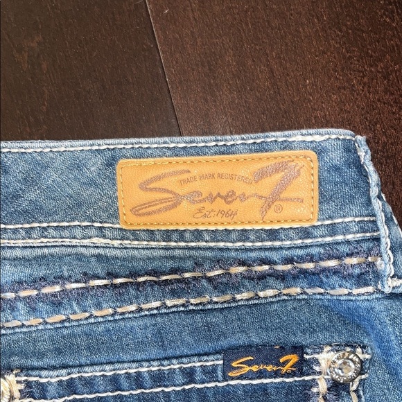 Seven Jeans Bootcut 8 Women's Blue Jeans.  32.5" Inseam10" Rise17.5" Leg Opening - Picture 7 of 9